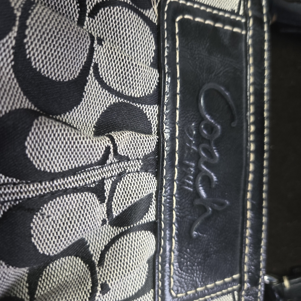 Authentic COACH Signature Pleated Gallery Tote - Black/Grey (F14281) - Picture 7 of 15